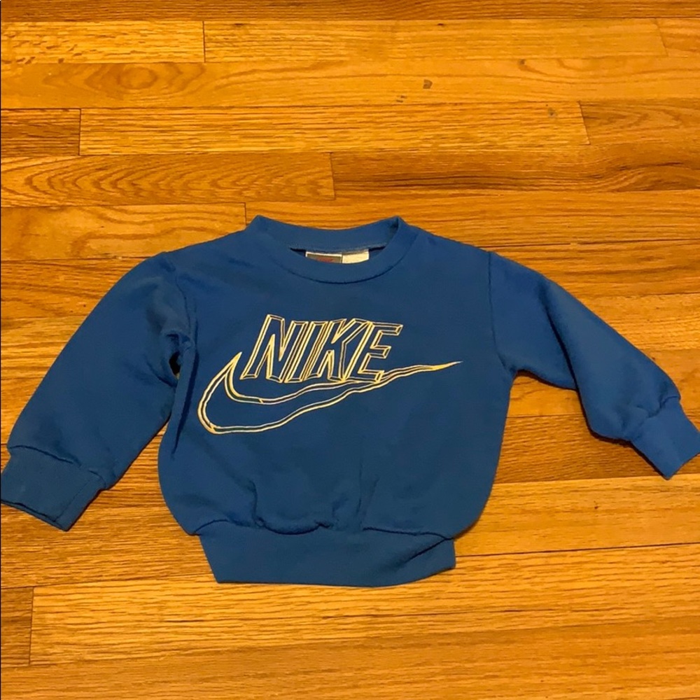 Nike sweatshirt